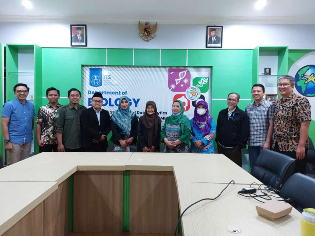 Ke ITS Surabaya, Fakultas MIPA IST Annuqayah Kunjungi Laboratorium Biologi