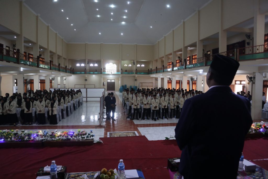 Ratusan Mahasiswa IST Annuqayah Ikuti Yudisium Perdana, Rektor: Momentum Ikatan Sarjana