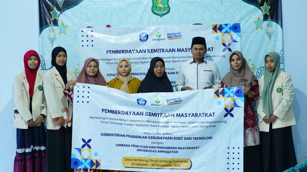 Dosen FMIPA – UA Laksanakan Pemberdayaan Kemitraan Masyarakat di Desa Lembung Timur, Olah Gula Siwalan Jadi Jamu Tradisional Anak