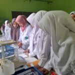 Kunjungan Edukatif MA Insan Generasi Islami Waru Pamekasan ke Laboratorium Terpadu MIPA Universitas Annuqayah