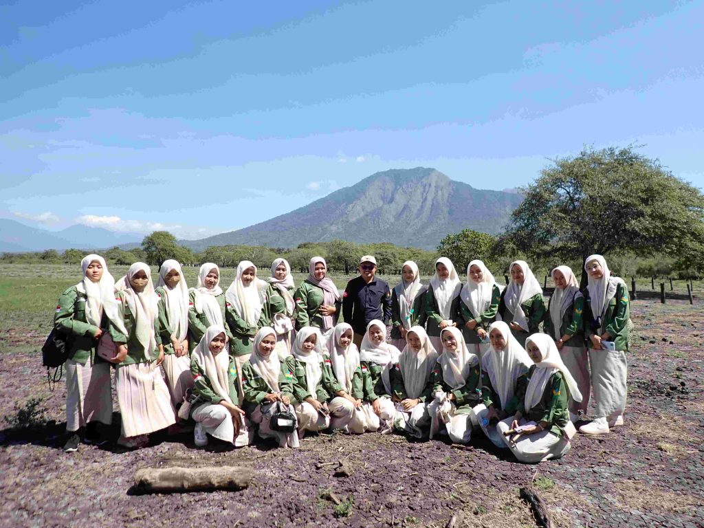 Mahasiswa Semester II Biologi Saintek Universitas Annuqayah Laksanakan Praktikum Biogeografi di Taman Nasional Baluran