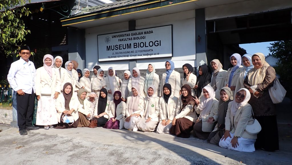 Mahasiswi Biologi Saintek Universitas Annuqayah Telusuri Kekayaan Biodiversitas Indonesia di Museum Biologi UGM